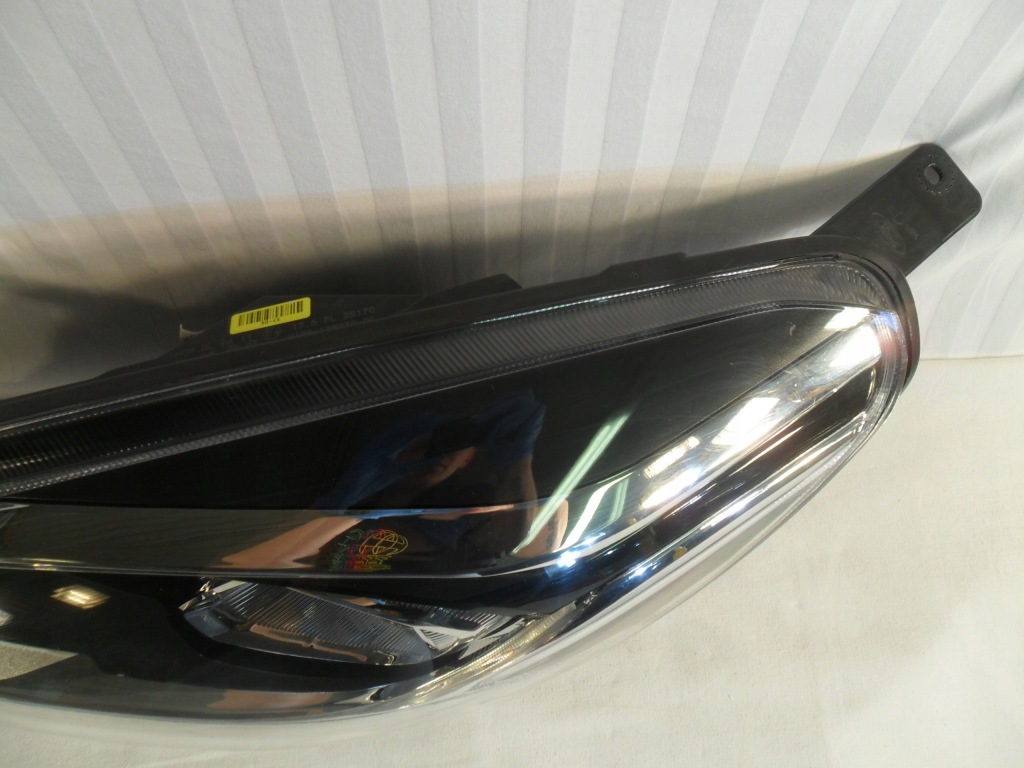 Купить Лампа левый перед eu ford fiesta mk8 2017- h1bb-13w030-ce