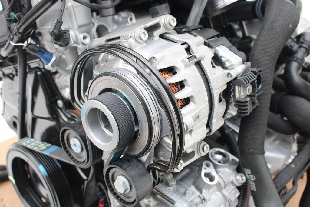 Audi a4 a5 a6 a7 двигун 2.0 tfsi dlh бензин пробіг 25 km кілометрів dlha Недорого