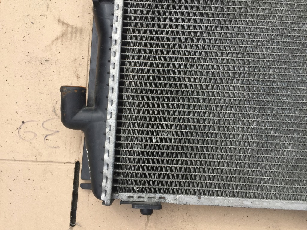 Mercedes радиатор воды a1245001503 Цена