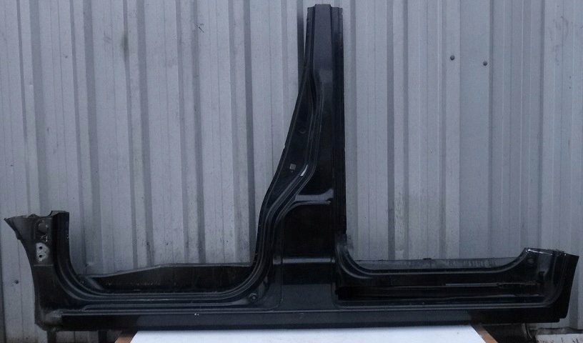 фото №1, Nissan nv200 10 r порог левый легковой автомобиль