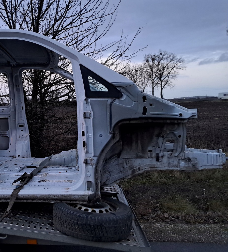 фото №1, Mercedes vito 447 права лонжерон чверть блок двигуна