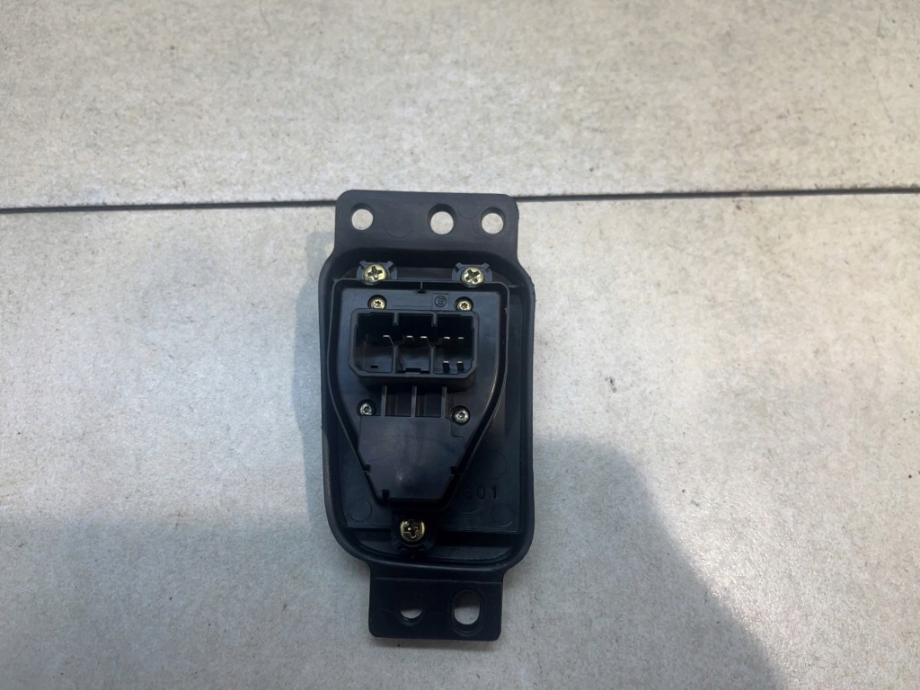 фото №3, Переключатель регулировки зеркал mazda mpv 2.0 d ld4766600
