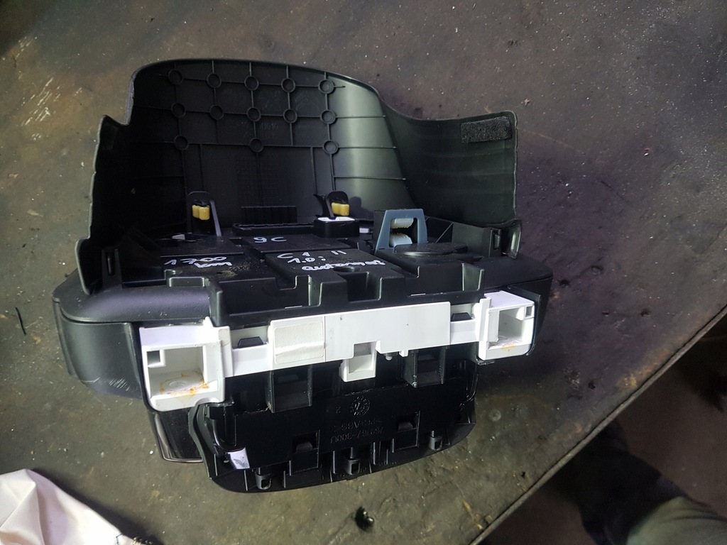 фото №7, Citroen c1 ii peugeot 108 1.0 автоматическая коробка передач 14-, счетчик