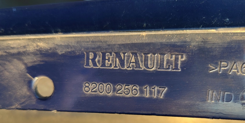 Крыло  левое  перед renault clio 3 3 оригинальный номер Киев