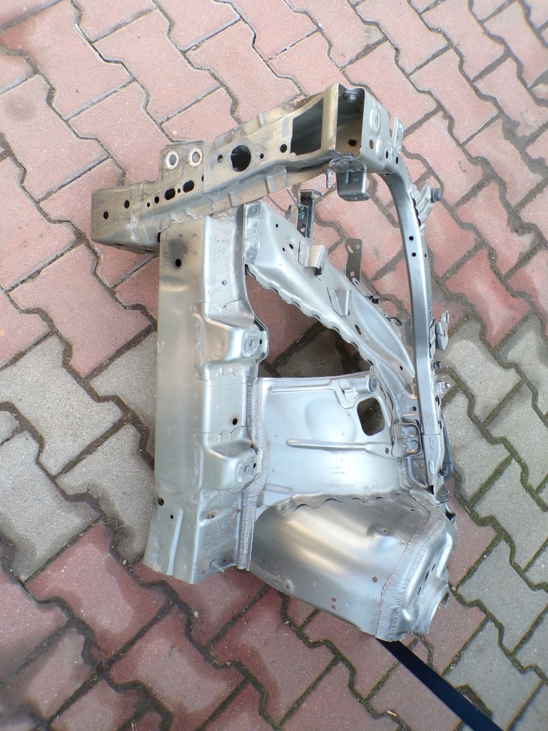 фото №1, Opel insignia b лонжерон права do чашка z10a