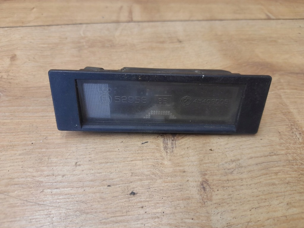 Купить Лампа освещение номерного знака регистрационный задний  alfa romeo 156