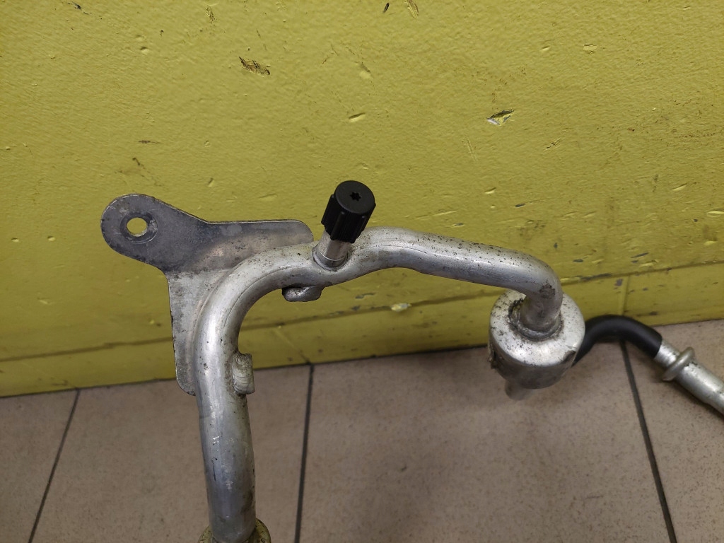 фото №4, Ford galaxy 1.9 tdi lift шланг трубка кондиціонера 7m3820743ac