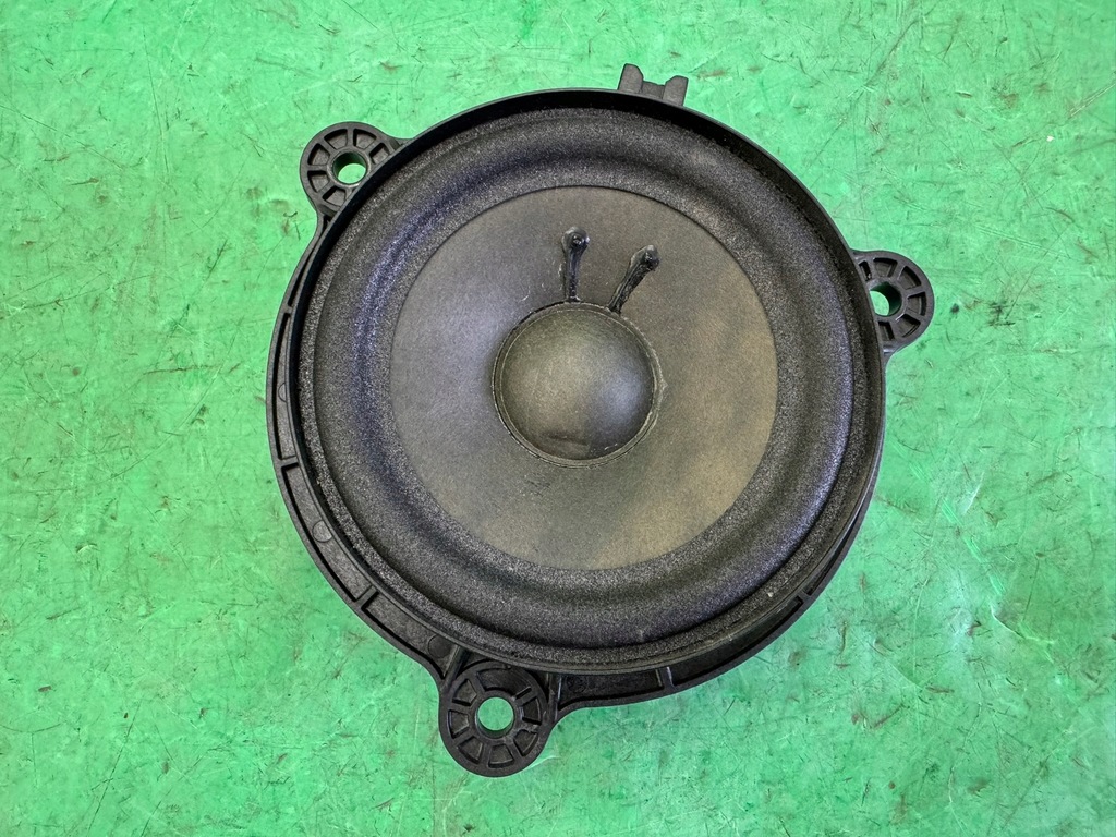 фото №1, Динамик дверь передних bose 281441076r renault megane 3 iii 08-