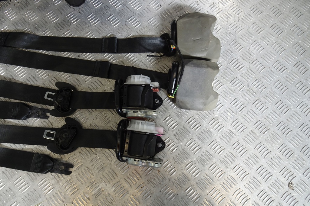 фото №4, Seat ateca - панель приладів приладова подушки безпеки ремені