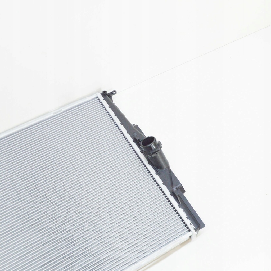 фото №7, Bmw 3 e90 двигатель cooling радиатор 17112283468 2283468