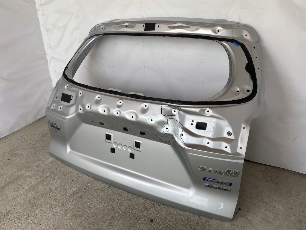 фото №11, Suzuki sx-4 s-cross 2022r- кришка багажника багажника задня