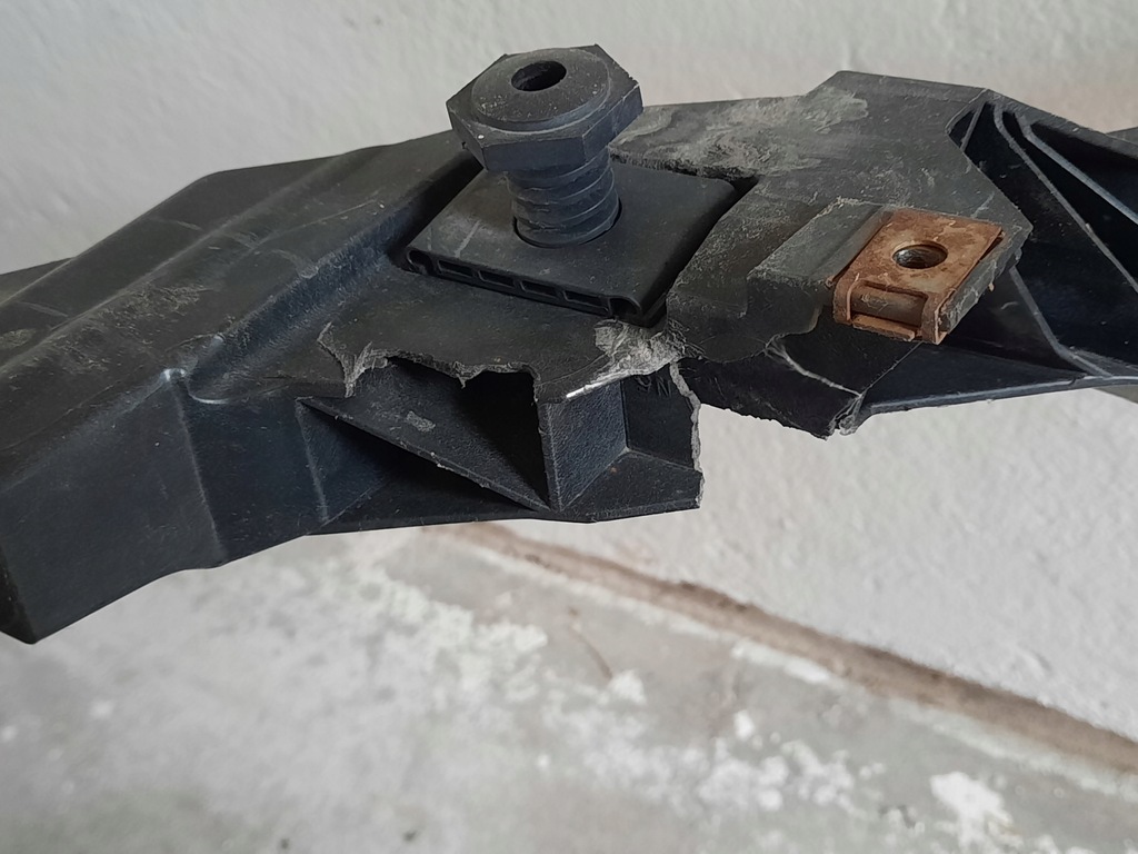 фото №4, Chrysler town & country радиатор pas передний