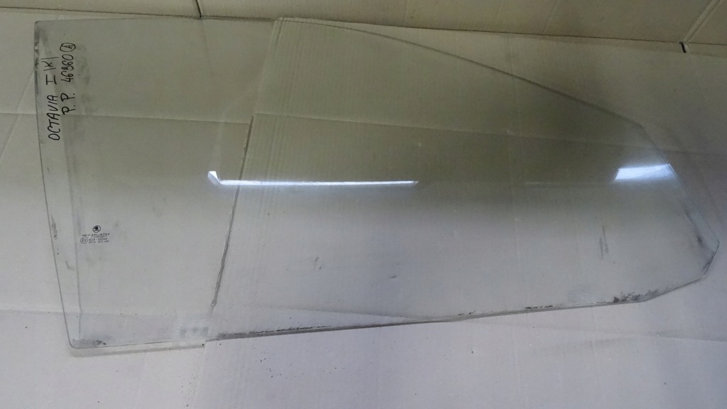 фото №1, Octavia 1 i стекло дверь правый перед kombi