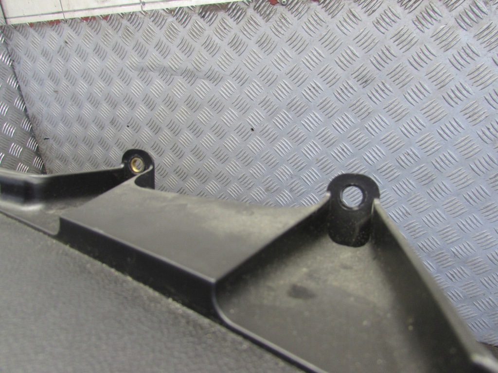 Обшивка багажника правий задній 475498858 opel meriva b 10-13r. Ціна