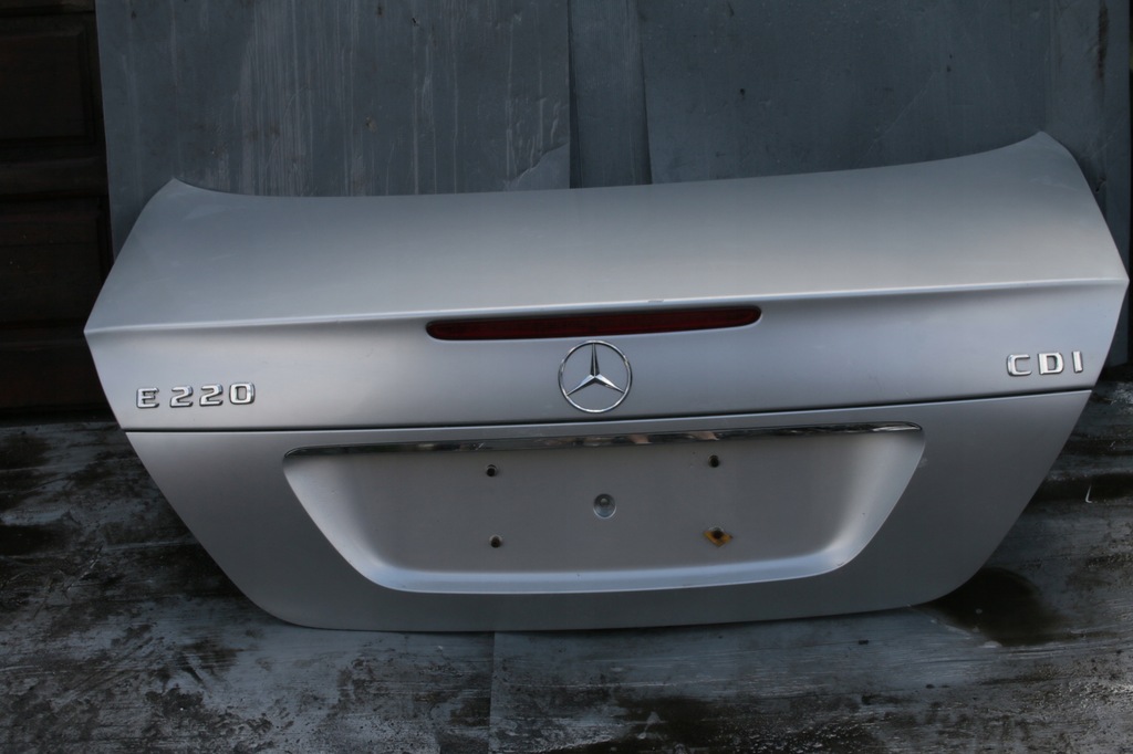 фото №1, Крышка багажника багажника mercedes w211