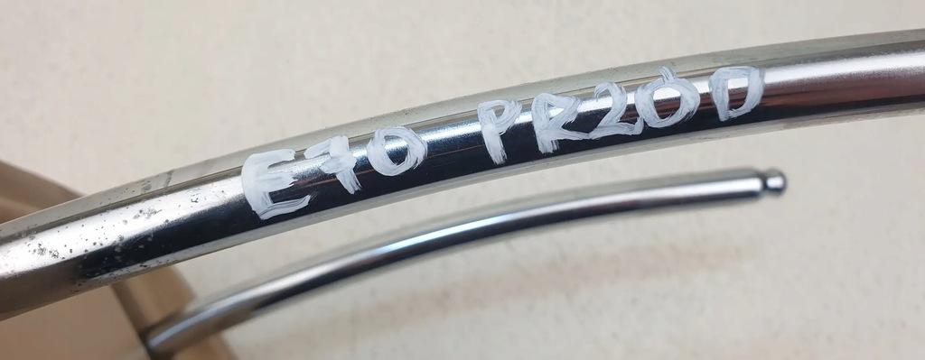 фото №7, Bmw x5 e70 подголовник сиденье подголовники сидений передних кожа бежевая oryg