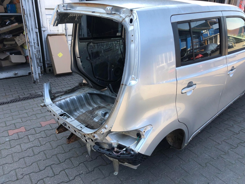 фото №1, Daihatsu materia 06- чверть права задня pas задній