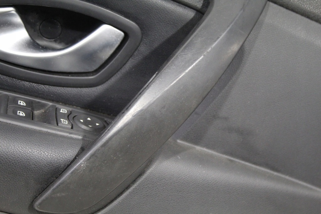 фото №6, Обшивка дверь левый перед renault laguna iii 3