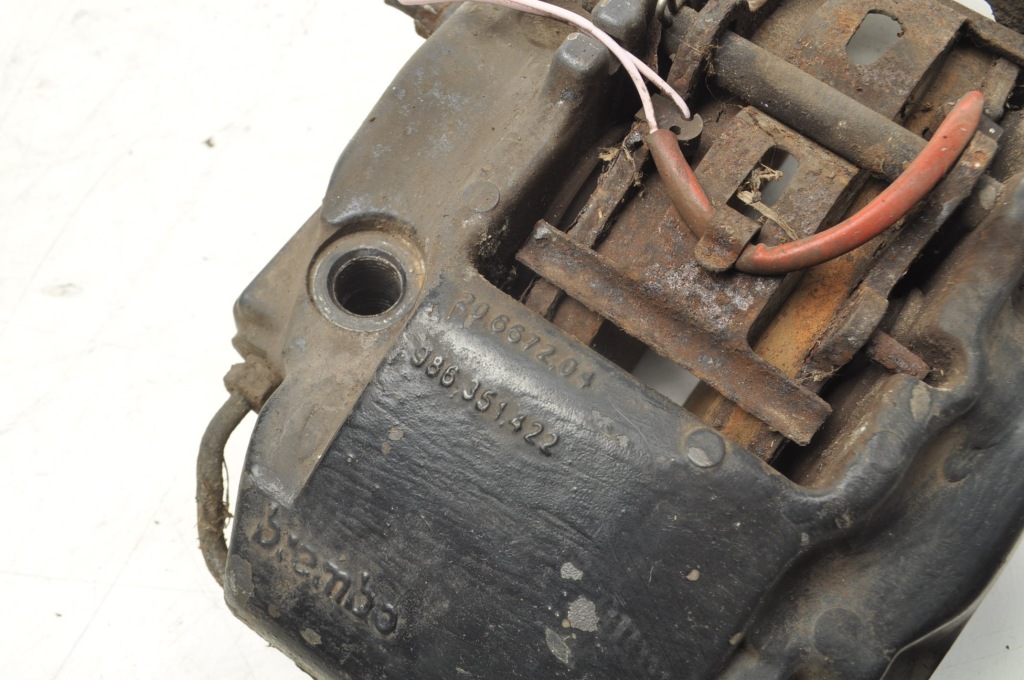 Porsche boxster 986 2.7 супорт гальмівний правий перед 986351422 Зі Шроту