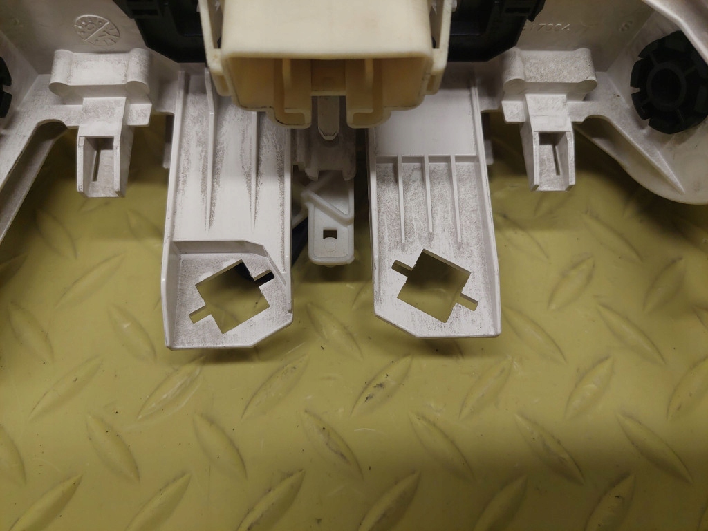 фото №8, Citroen c1 панель обдув кондиционера 559000h020