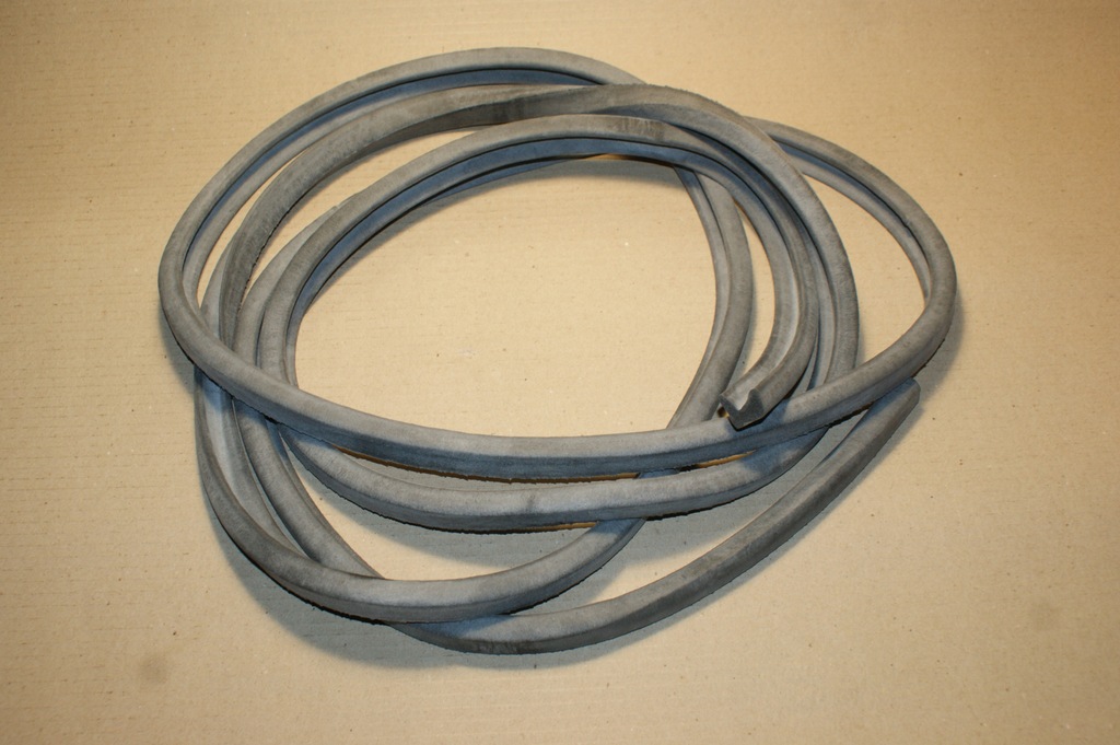 фото №9, Прокладка ущільнювачі двері gaz 69 m - 2 двері