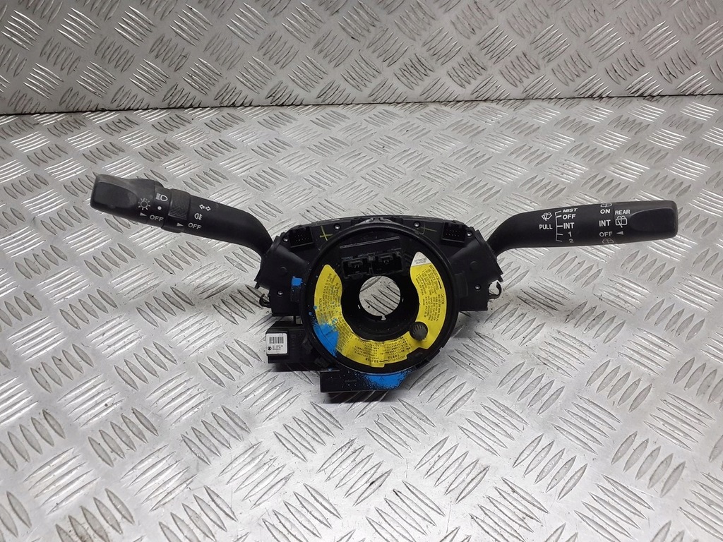 фото №1, Подрулевой переключатель переключатель комбинированный mazda 2 dy