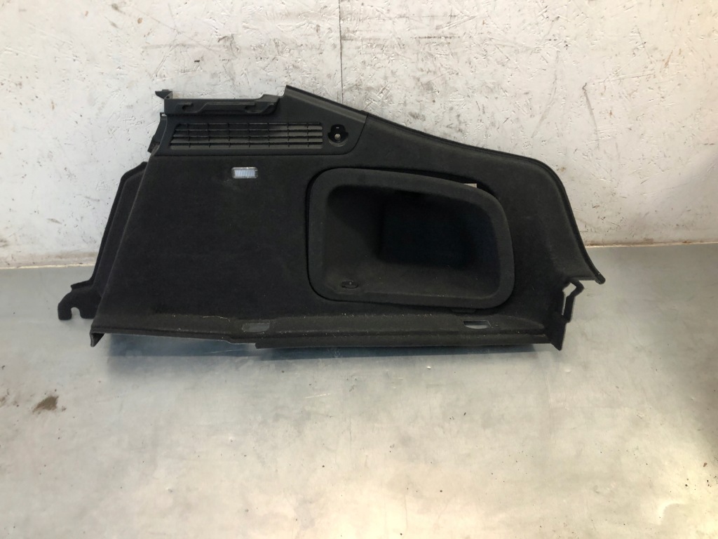 фото №1, Обивка багажника audi оригинальный номер 8t8863880m