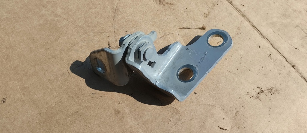 фото №7, Петля петли дверь правый перед ford puma mk2 комплект jx7b-a22810-ab