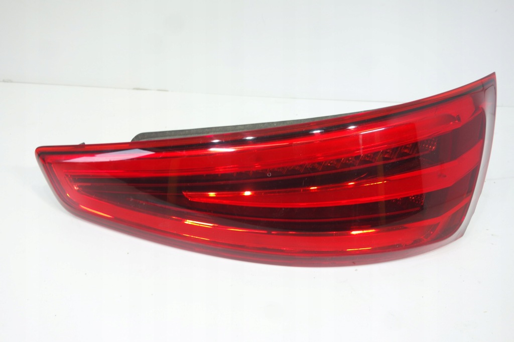 Купити Фара задній правий audi q3 8u0 led 8u0945094h