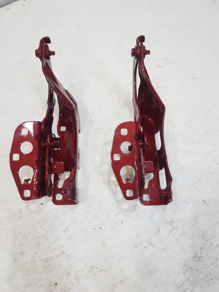 фото №1, Лівий петля капот mercedes e-klasa w213 a2138800128