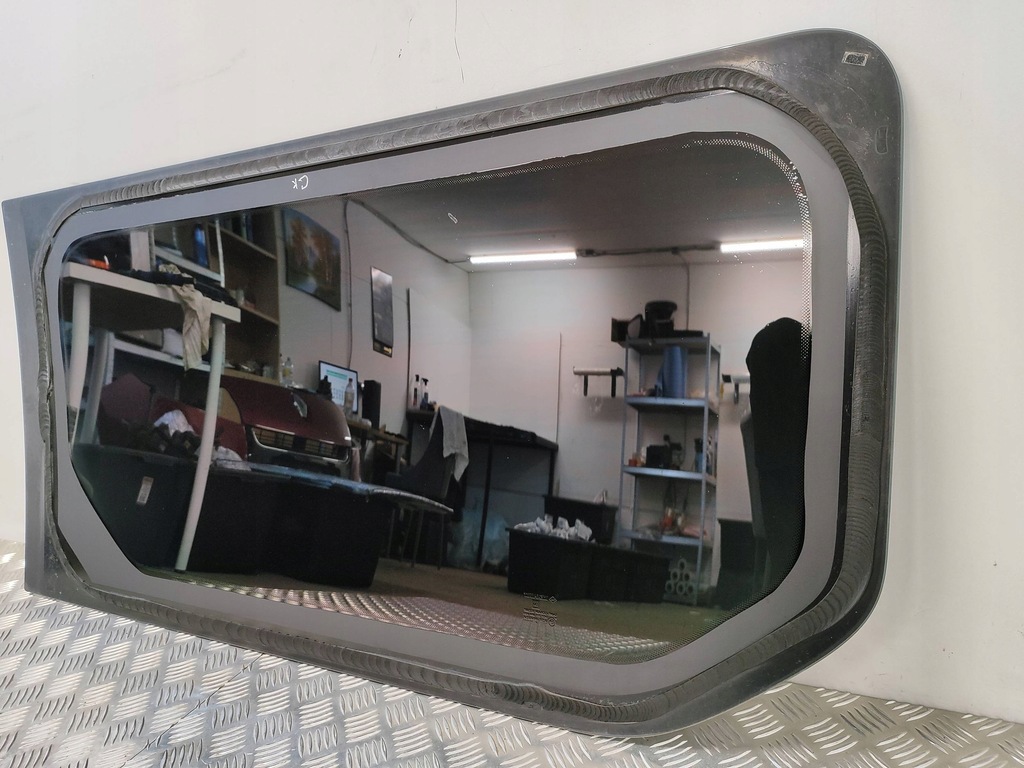 фото №10, Opel vivaro 2016 задня сторона ліва скло двері бокових / розсувних