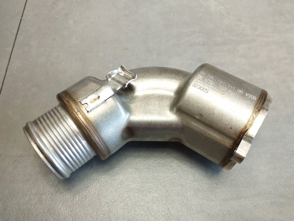 фото №1, Audi a6 c7 4g труба патрубок 04l131111tb