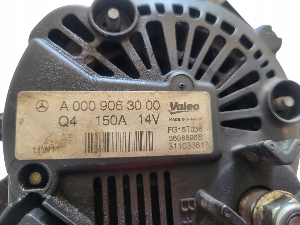 фото №4, Генератор mercedes w204 1.8 cgi a0009063000
