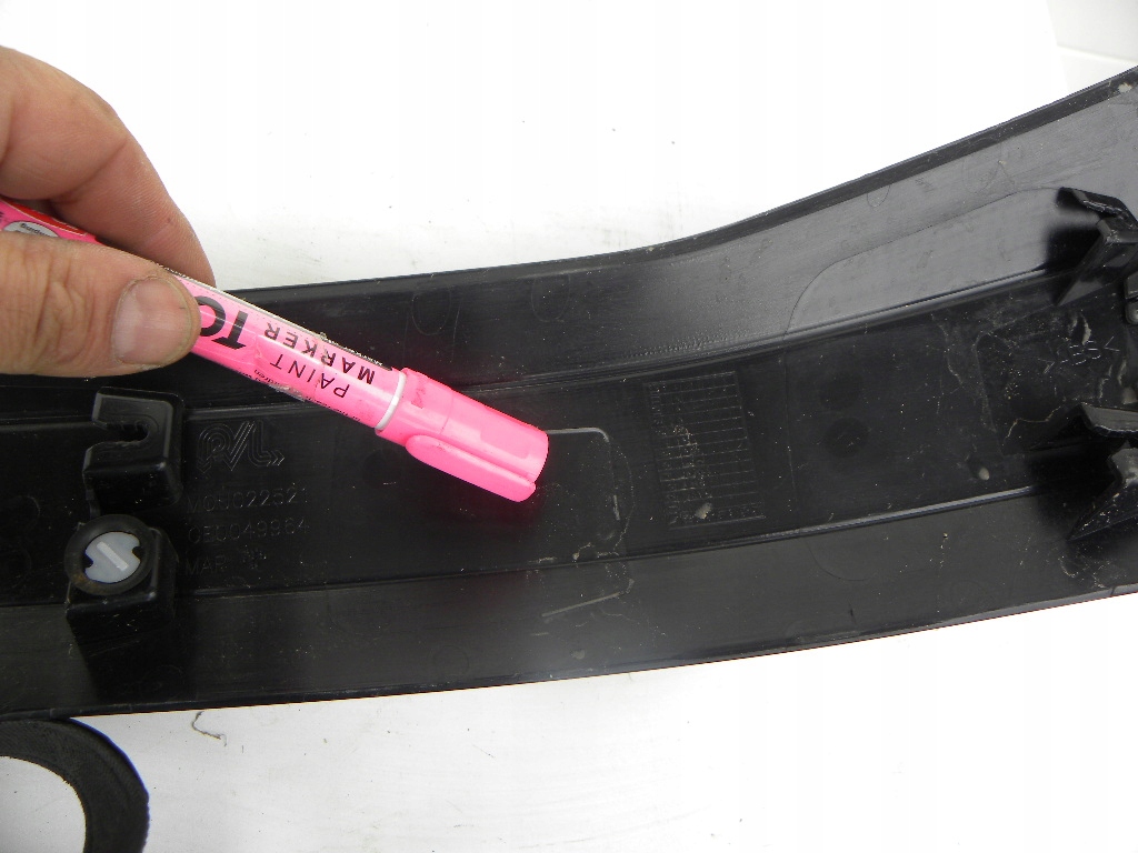 фото №4, Peugeot 208 ii задняя накладка крышки задняя 2020 r