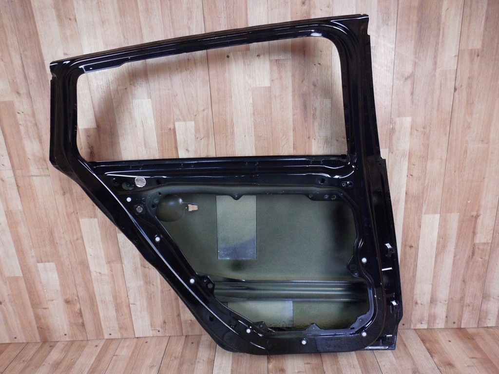 фото №8, Volvo v60 i 2010-2018 kombi дверь левый задняя задние