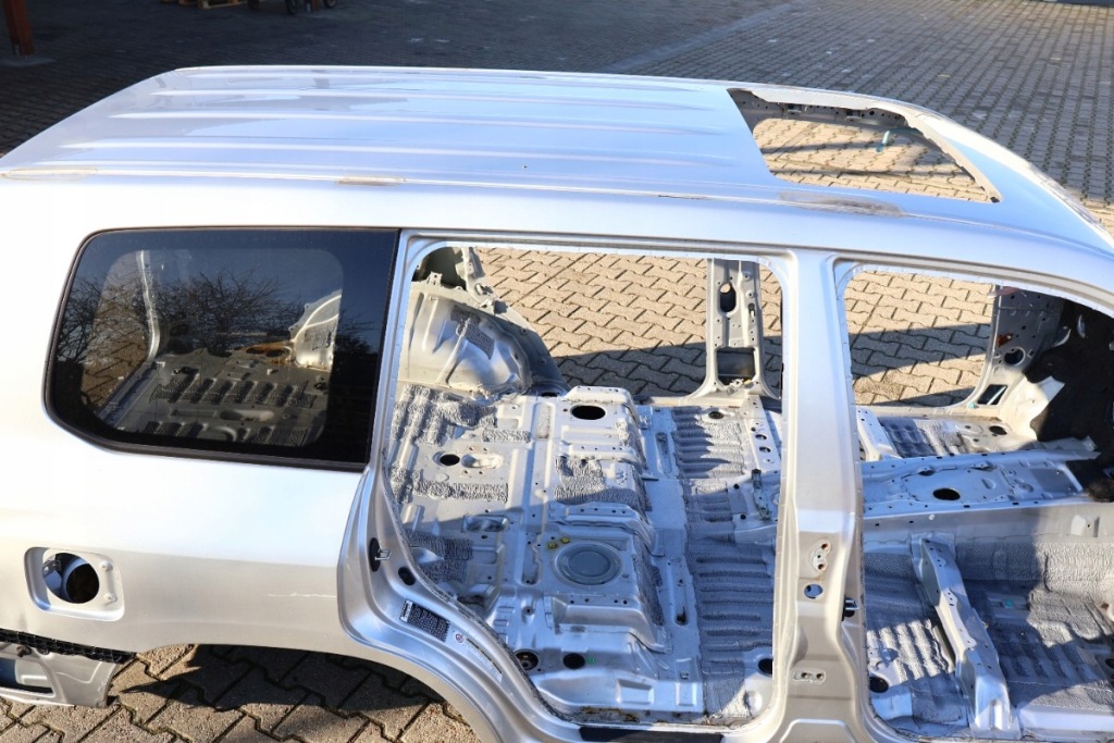 Toyota land cruiser 200 крыша Оригинал