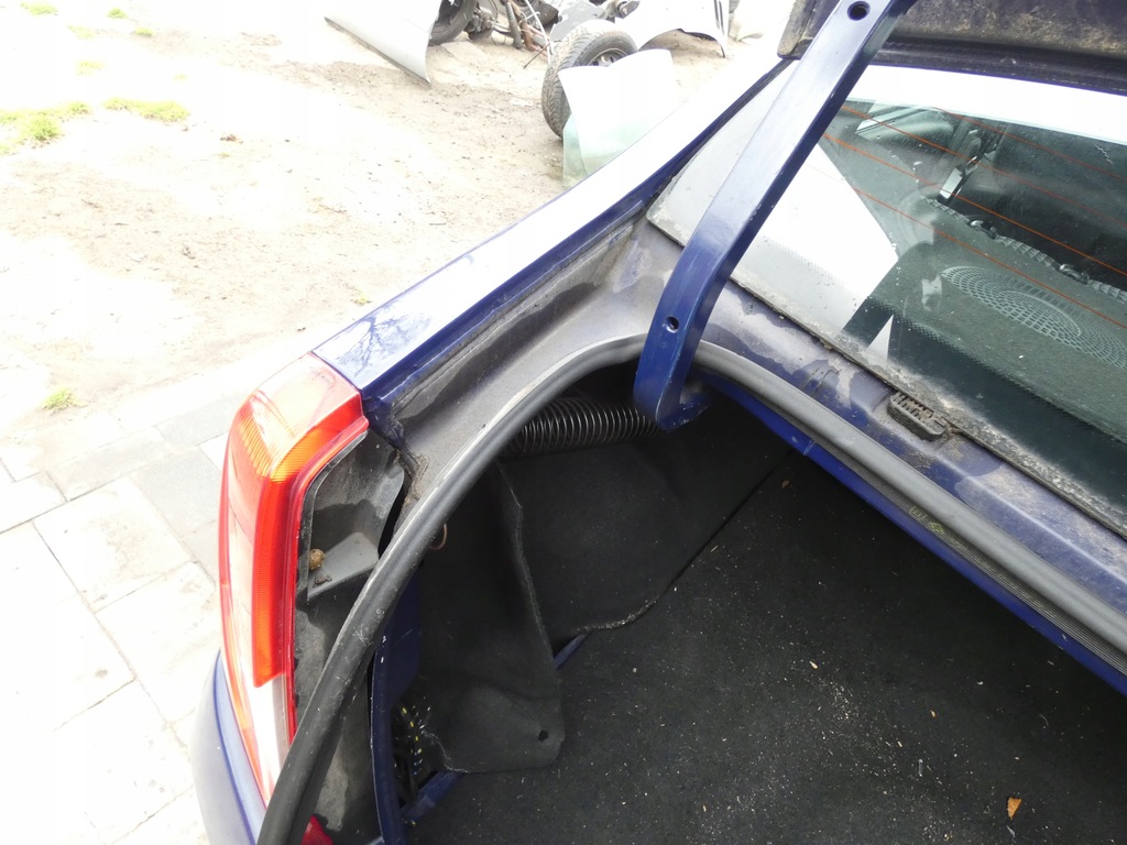 фото №9, Прокладка кришки багажника dacia logan i sedan 04-09