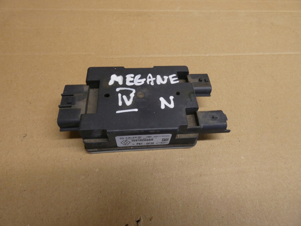 Купить Модуль блок управления насоса топлива renault scenic iv 169102698r состояние jak