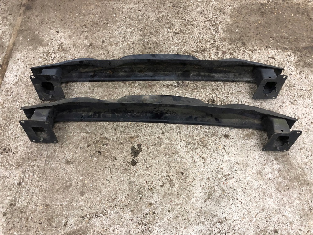 фото №6, Volkswagen оригинальный номер 5n0807558 балка pod бампер