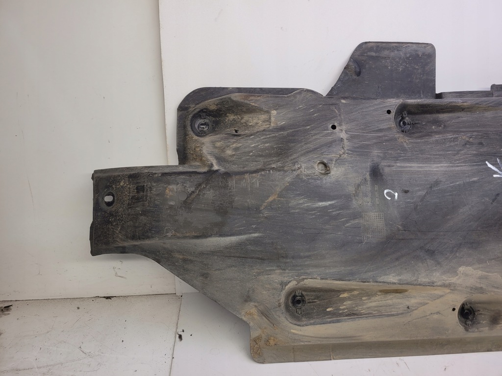 фото №5, Защита плита подвеска правая audi a1 vw 6r0825202