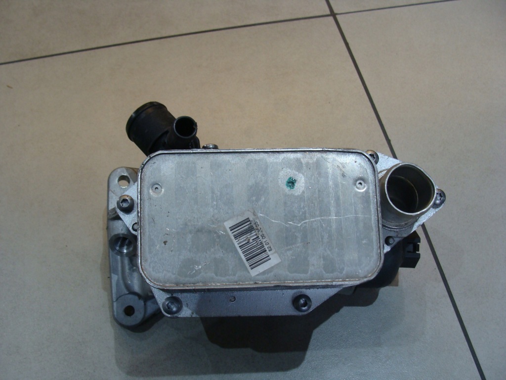 фото №1, Радиатор масла master iii 2,3 8201005235 nowa