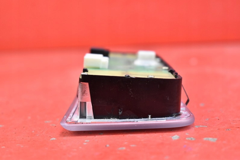 фото №6, Лампа освещение салона перед 6951260 bmw e87 04-07