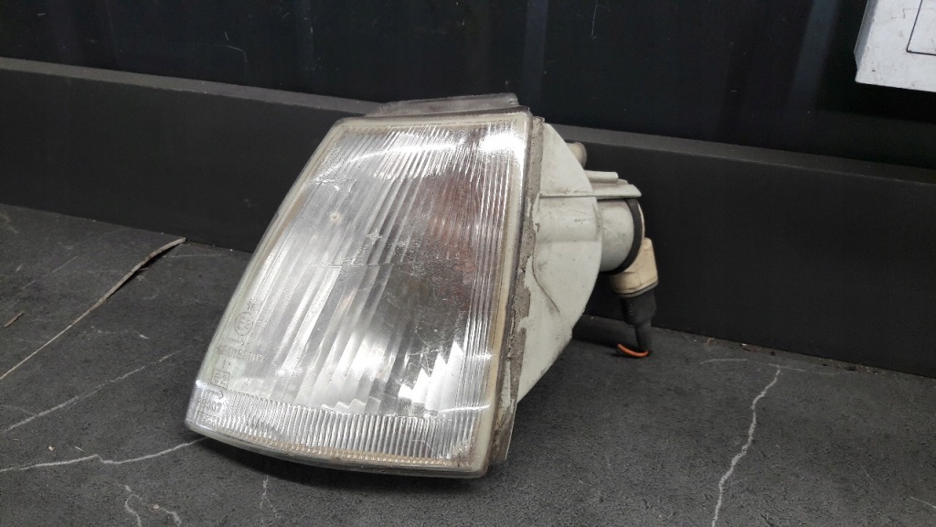 фото №1, Поворотник renault оригінальний номер 7700799757