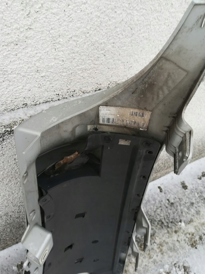 фото №4, Renault range d gama trucks midlum облицовка уголок ветровик правый оригинал