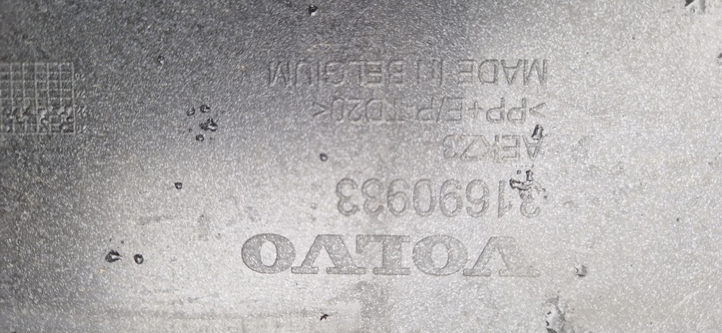 фото №9, Бампер передній volvo xc40 recharge напрямні