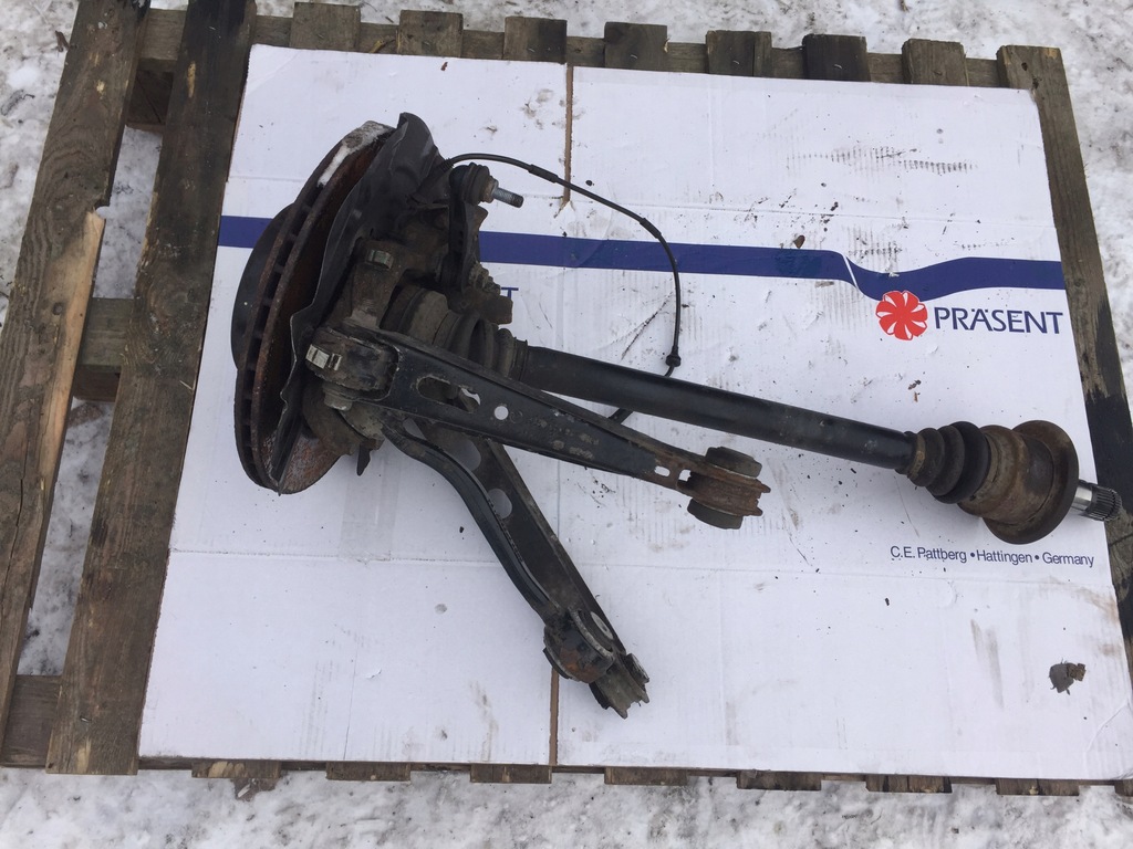 фото №1, Ступиця поворотний кулак правий задня bmw x3 f25