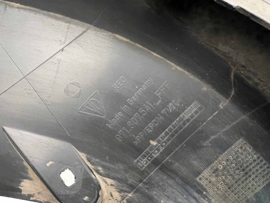 фото №8, Porsche panamera 971 накладка спойлер бампера передний перед 16-23