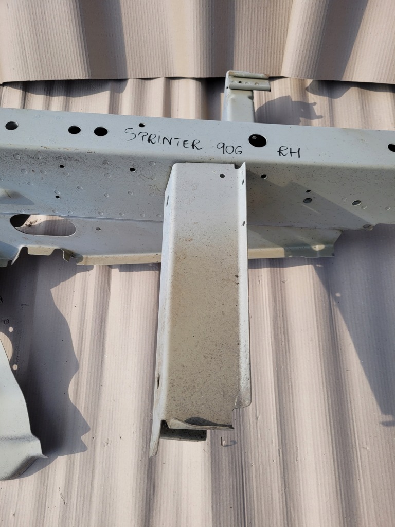 фото №3, Mercedes sprinter w906 чверть лонжерон перед rh