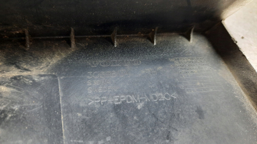 фото №8, Молдинг pod фара правая задняя volvo xc90 30698134
