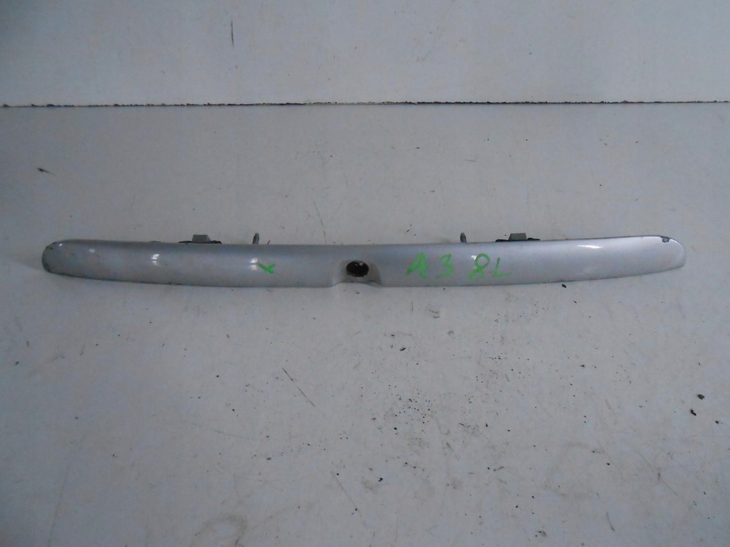 фото №1, Молдинг накладка крышки задняя audi a3 8l #